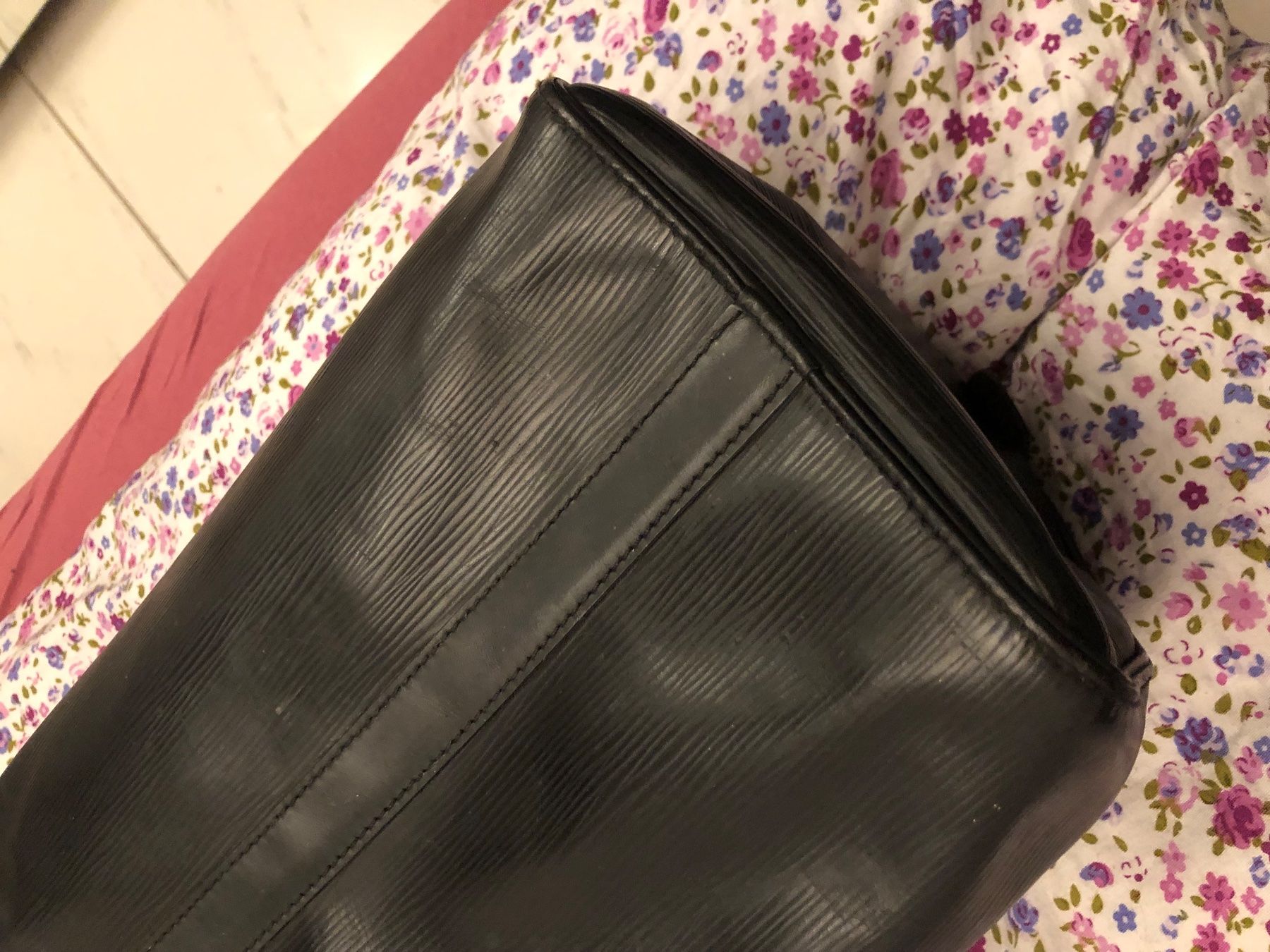 Louis Vuitton Borse da donna: Louis Vuitton Speedy 30 Epi Schwarz – Usato da Niederhasli venduto da bluedog21 6