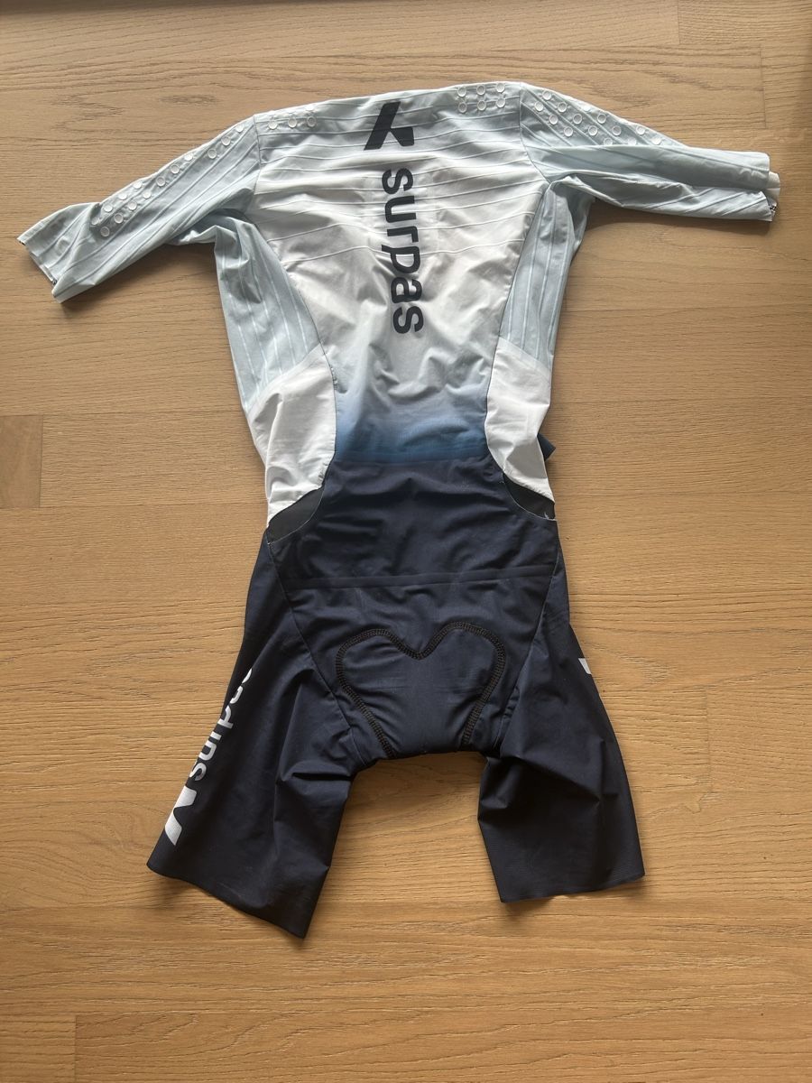 Completi, tute sportive e funzionali: Surpas Trisuit Insane 3 Speedsuit MDT – Nuovo (secondo la descrizione) da Chur venduto da ErwanGaillard 1