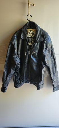 Herren-Lederjacke der Marke The Vinty Jackets