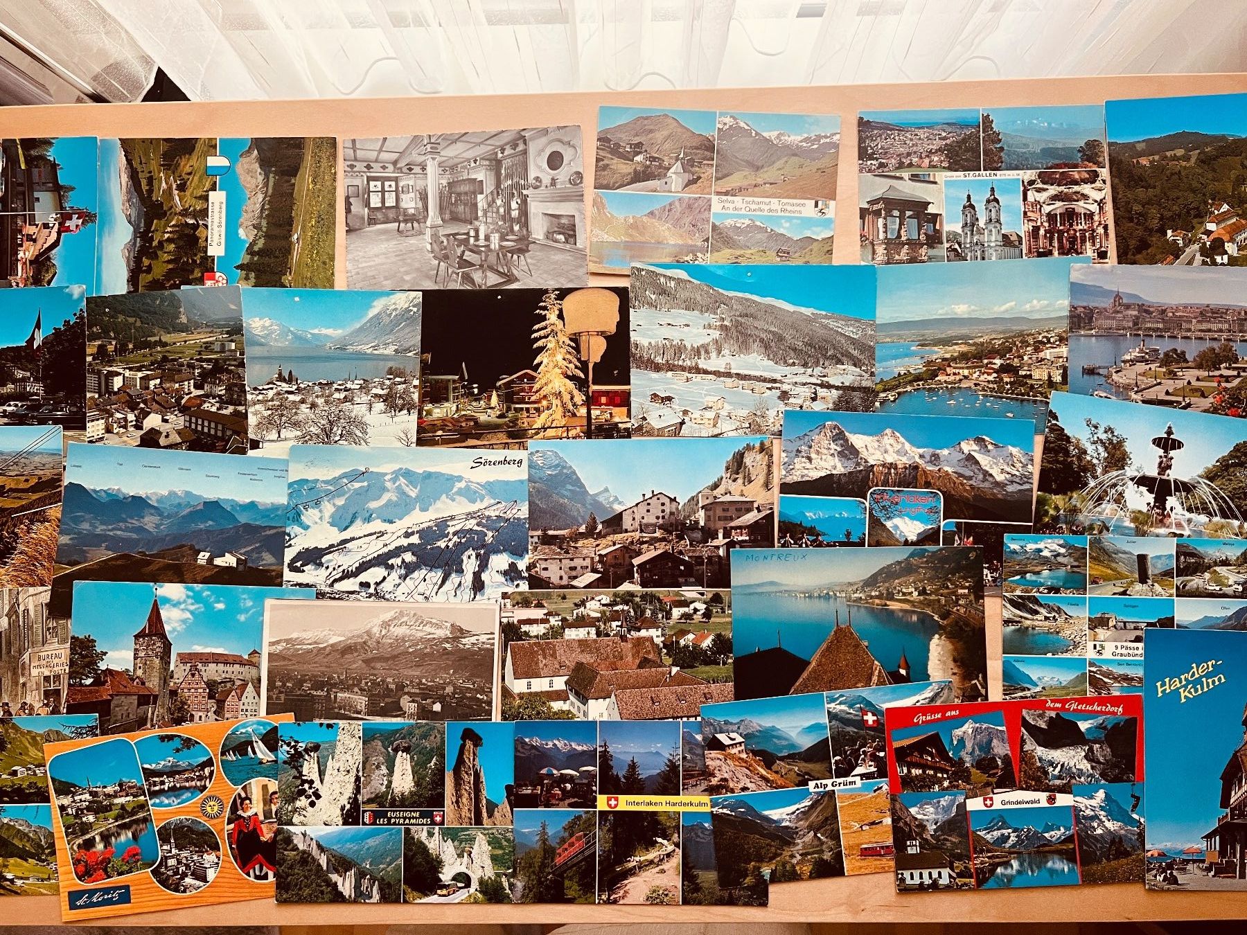 Cartoline postali: Sammlung über 250 Ansichtskarten Schweiz – Usato da Hinwil venduto da Sidi4 4