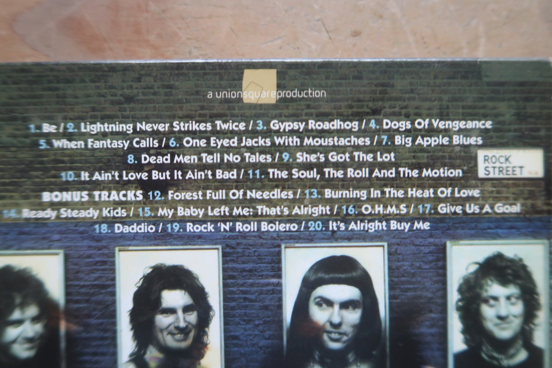 CD: SLADE - WHATEVER HAPPENED TO  - BONUS TRACKS - CD – Usato da Basel venduto da Patiscat 2