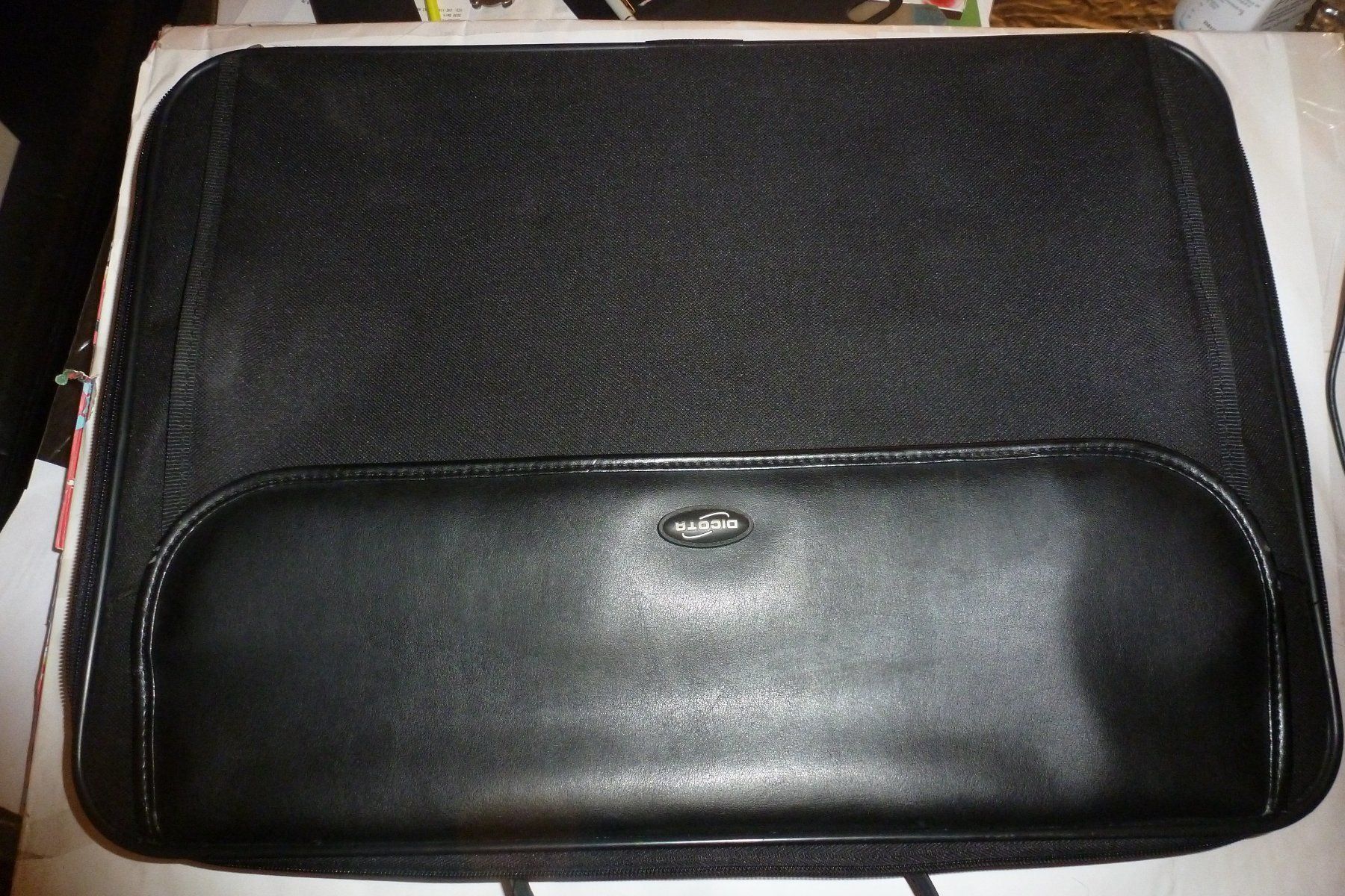 Sacs: Notebooktasche Dicota Innen ca. 35x50 cm – D'occasion à Emmen par newdeal1970
