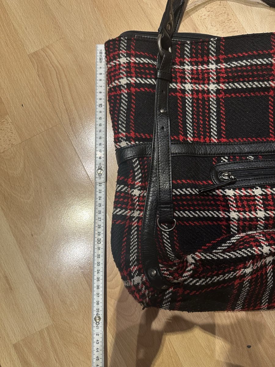 Borse da donna: Handtasche gross – Usato da Uetendorf venduto da Gar_9pvy 6