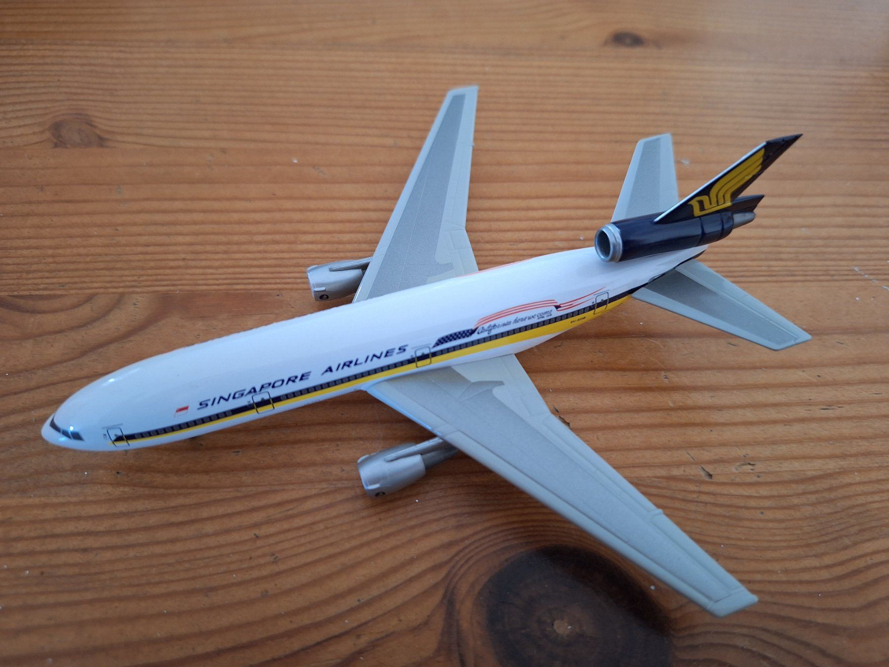 Kit di modellismo & Modellini statici: Singapore Airlines DC-10-30 1:400 – Usato da Sargans venduto da nicsam1815 1