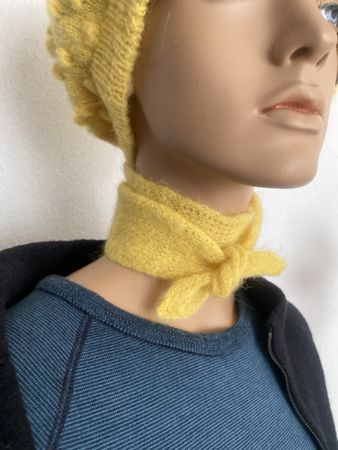 Sophie Scarf, hellgelb