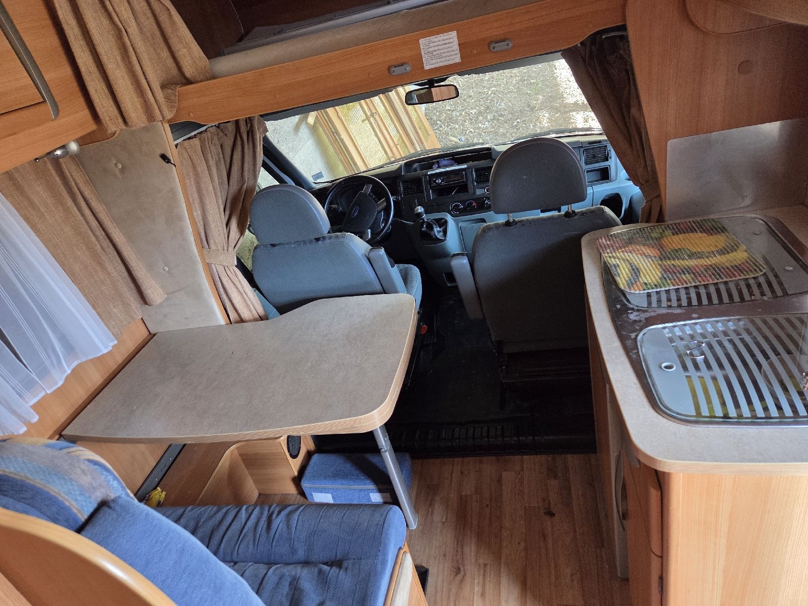 Mobilhome: Ford Challenger Trigano – Usato da Arogno venduto da Skizzo 5