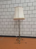Stehlampe Messing verziert mit Fransen guter Zustand
