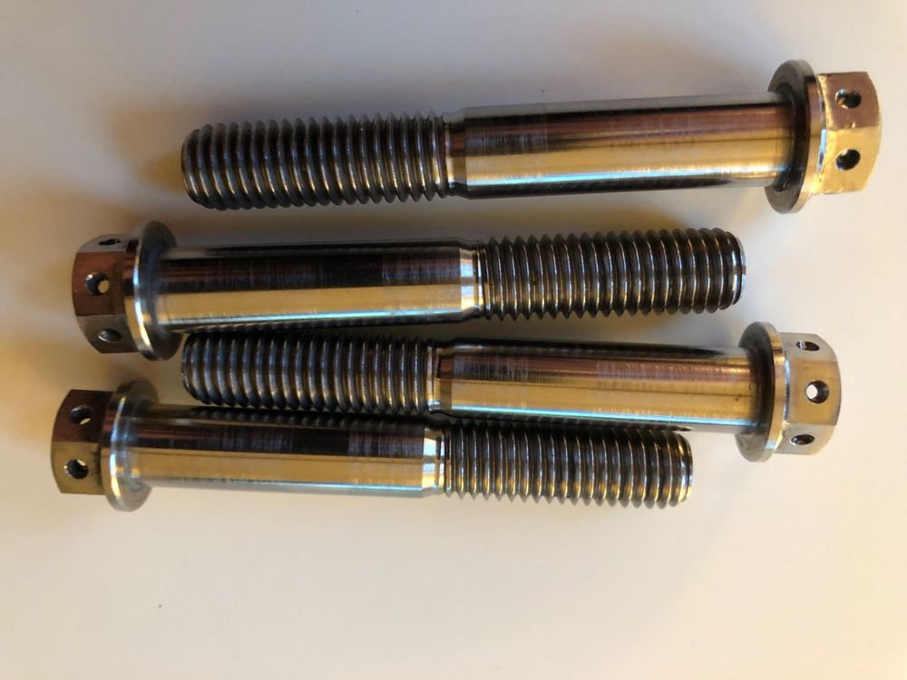 Titan Bremssattel Schrauben Racing x4 Aprilia RSV4 Tuono V4 09+ RSV1000