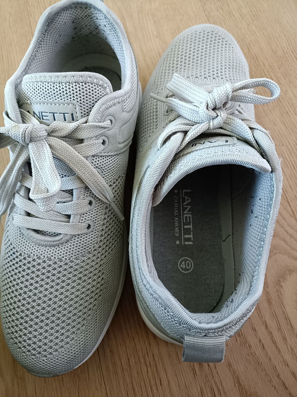Scarpe per ragazzi: Lanetti Jungen Sneaker, Gr. 40, hellgrau, gut erhalten – Usato da Winterthur venduto da meci02 3