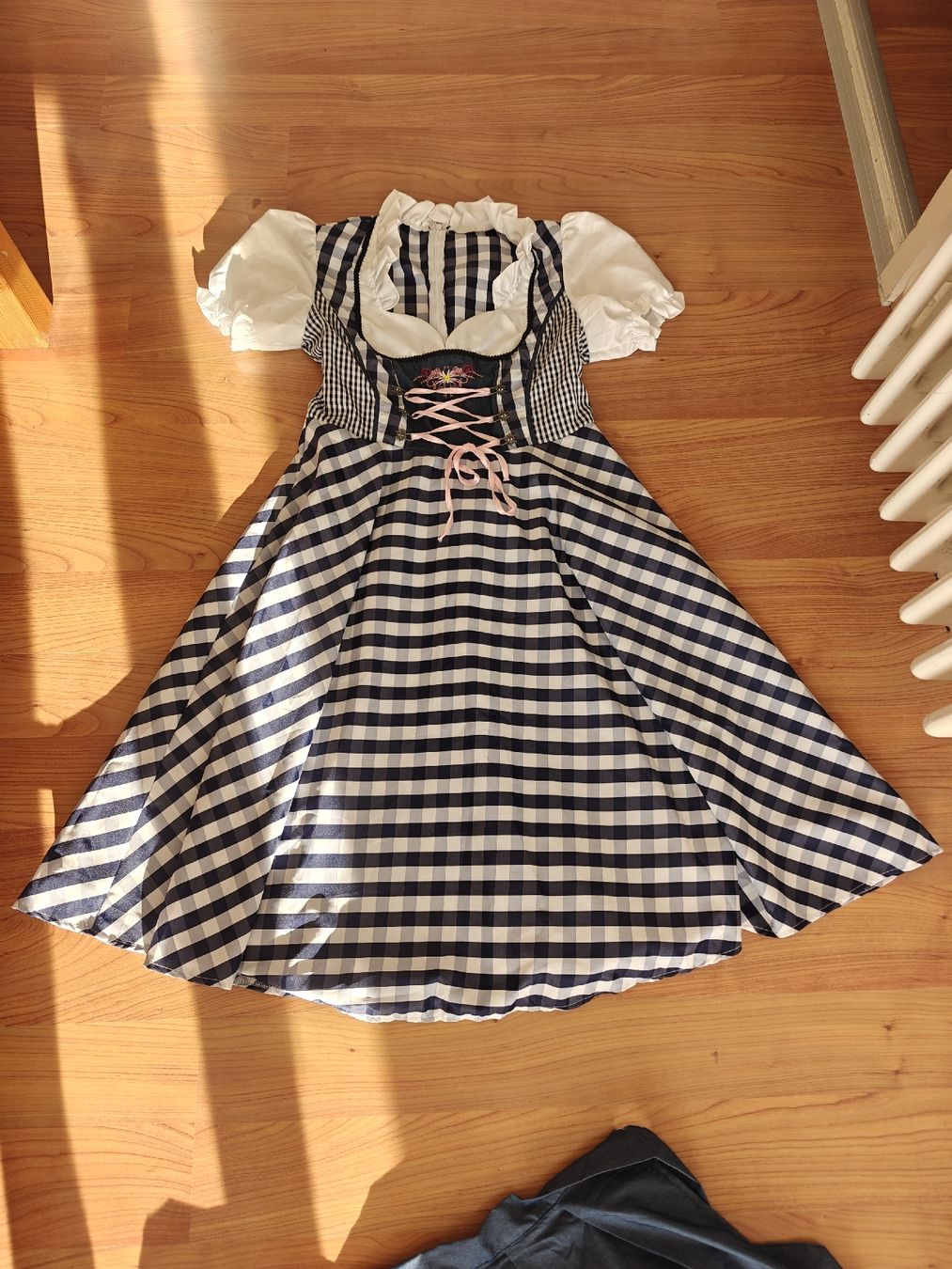 Vestiti: Oktoberfest Dirndl Grösse 40 / L – Nuovo (secondo la descrizione) da Winterthur venduto da Bigrun 1