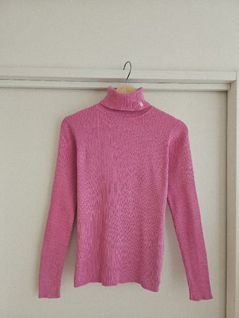 Ralph Lauren Pink 🌸 Turtleneck in size S