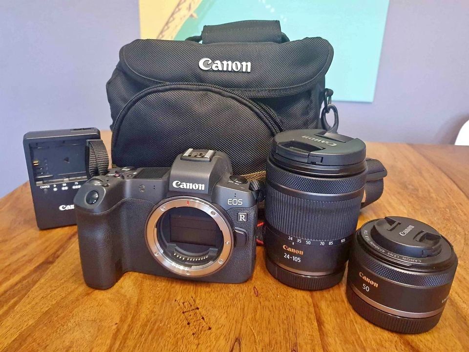 NEUES Canon EOS R mit zubehör (Gebraucht) in Rheinfelden für CHF 929 ...