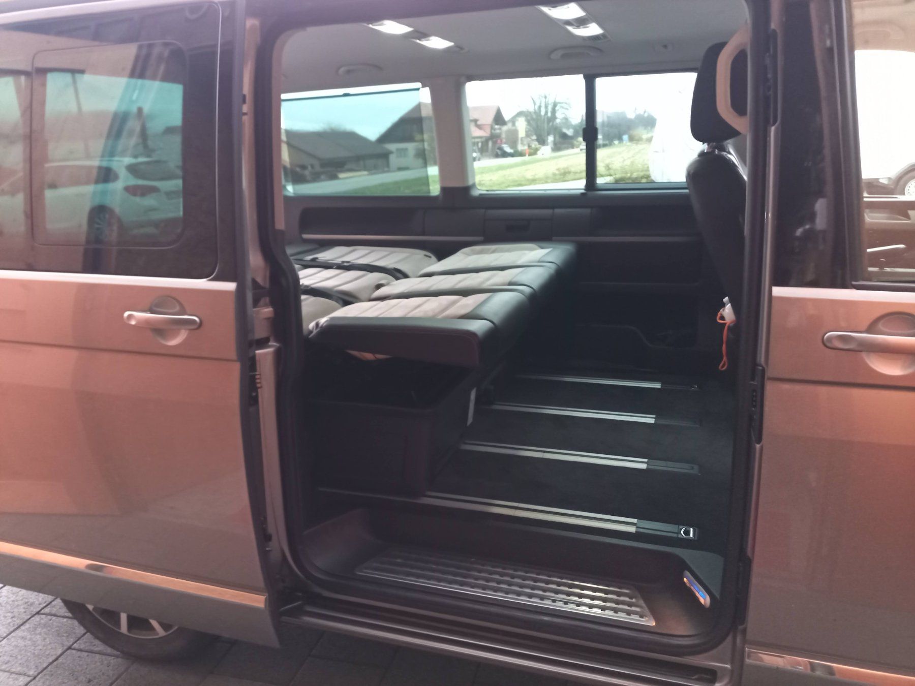 VW Automobili: VW T6 Generation Six 4Motion 204 PS – Usato da Messen venduto da Wood-Shop 6