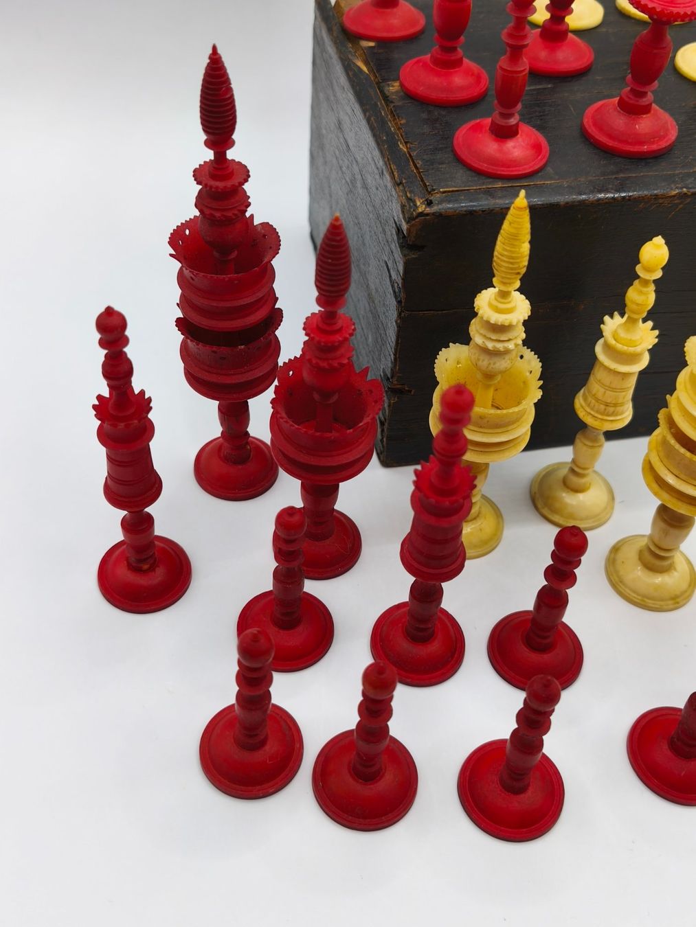 Giochi: "Selenus-Stil" Schachfiguren 1875 mit Widmung – Usato da Wettingen venduto da DaHa90 3