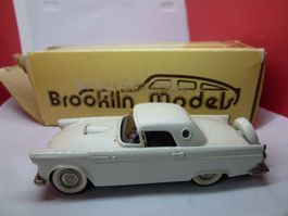 BROOKLIN - Ford T-Bird 1956  - mit seltener Farbe - OVP