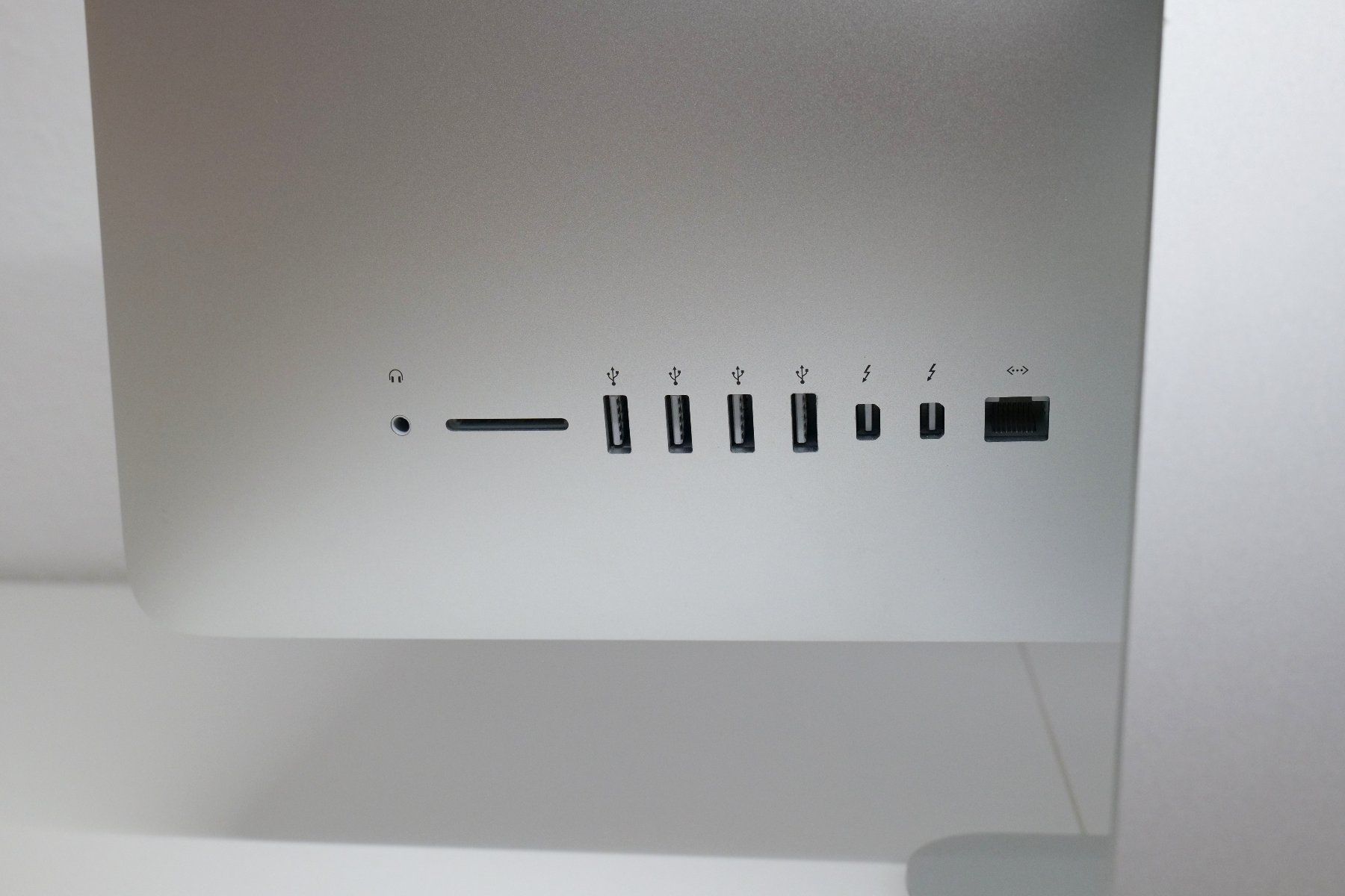 Apple PC: Apple iMac Late 2015, Model A1311, 21.5" – Usato da Unterkulm venduto da nmz 2