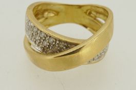Schöner Brillantring 18 kt 35 Steine