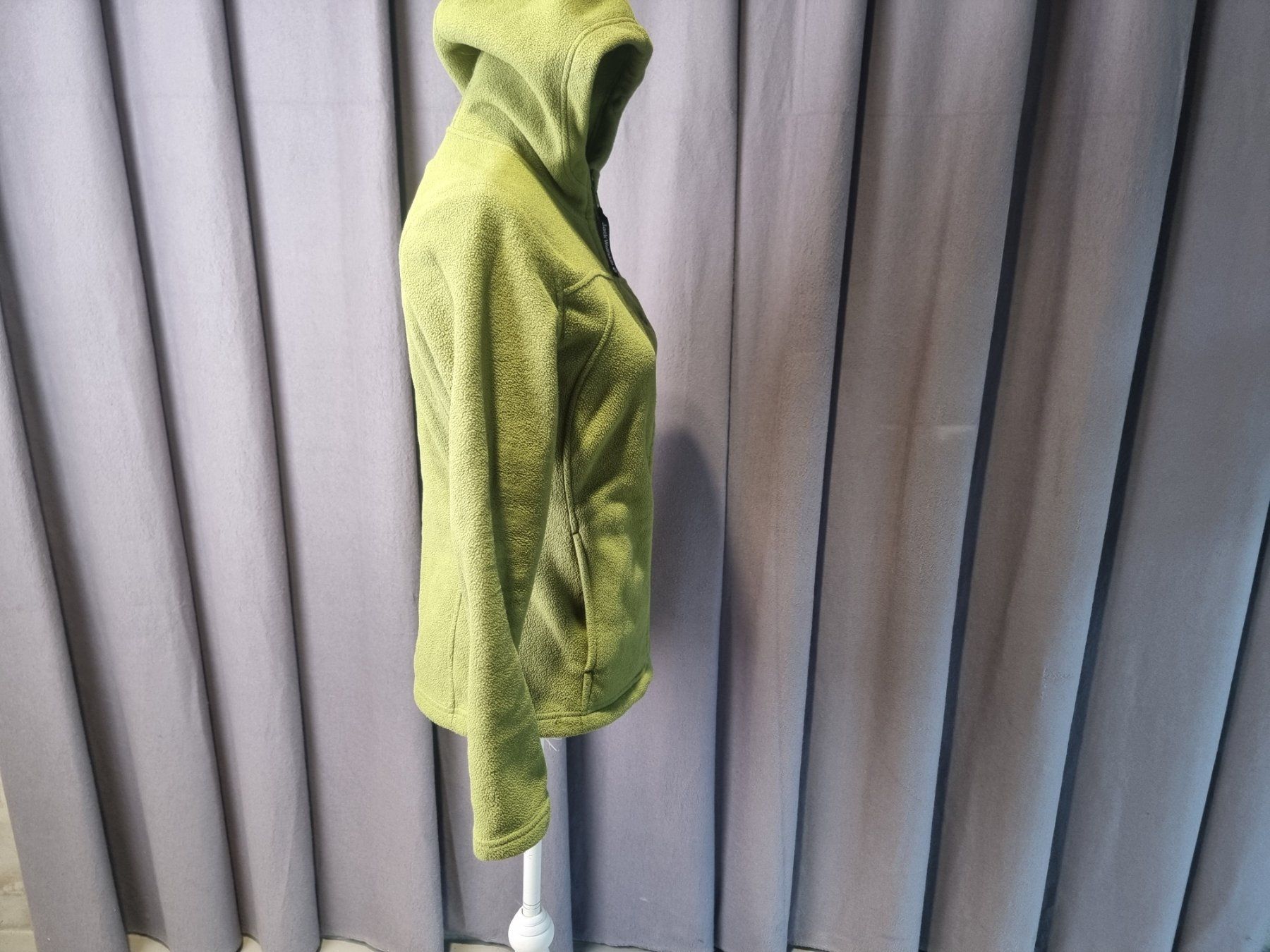 Jack Wolfskin Vestes: Fleece Jack Wolfskin Nanuk – D'occasion à Urtenen-Schönbühl par Restwert_Schoenbuehl 3