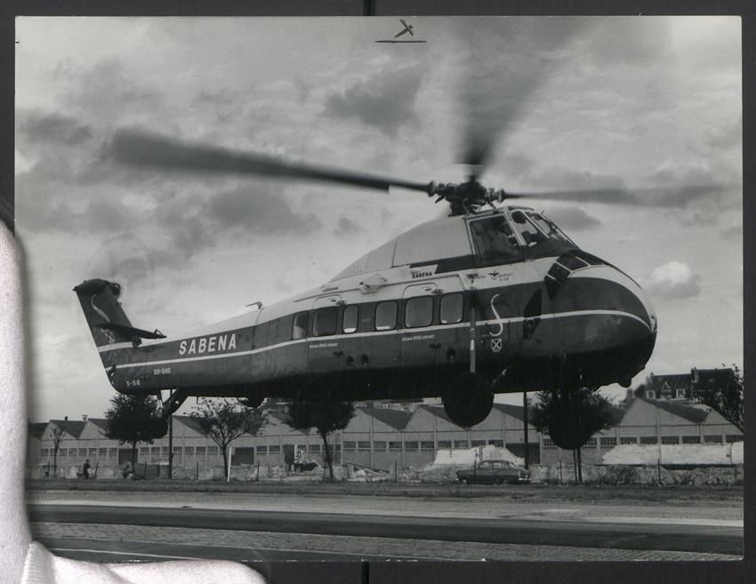 Fotografie & Manifesti: Fotografie Hubschrauber / Helikopter Sik – Usato da Berlin venduto da bartko-reher