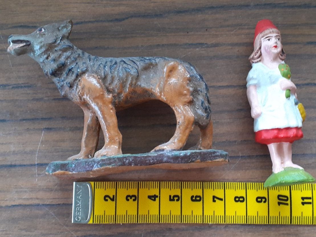 Statuette: Figur Rotkäppchen + Wolf – Usato da Mörschwil venduto da lindaswunderkiste 3