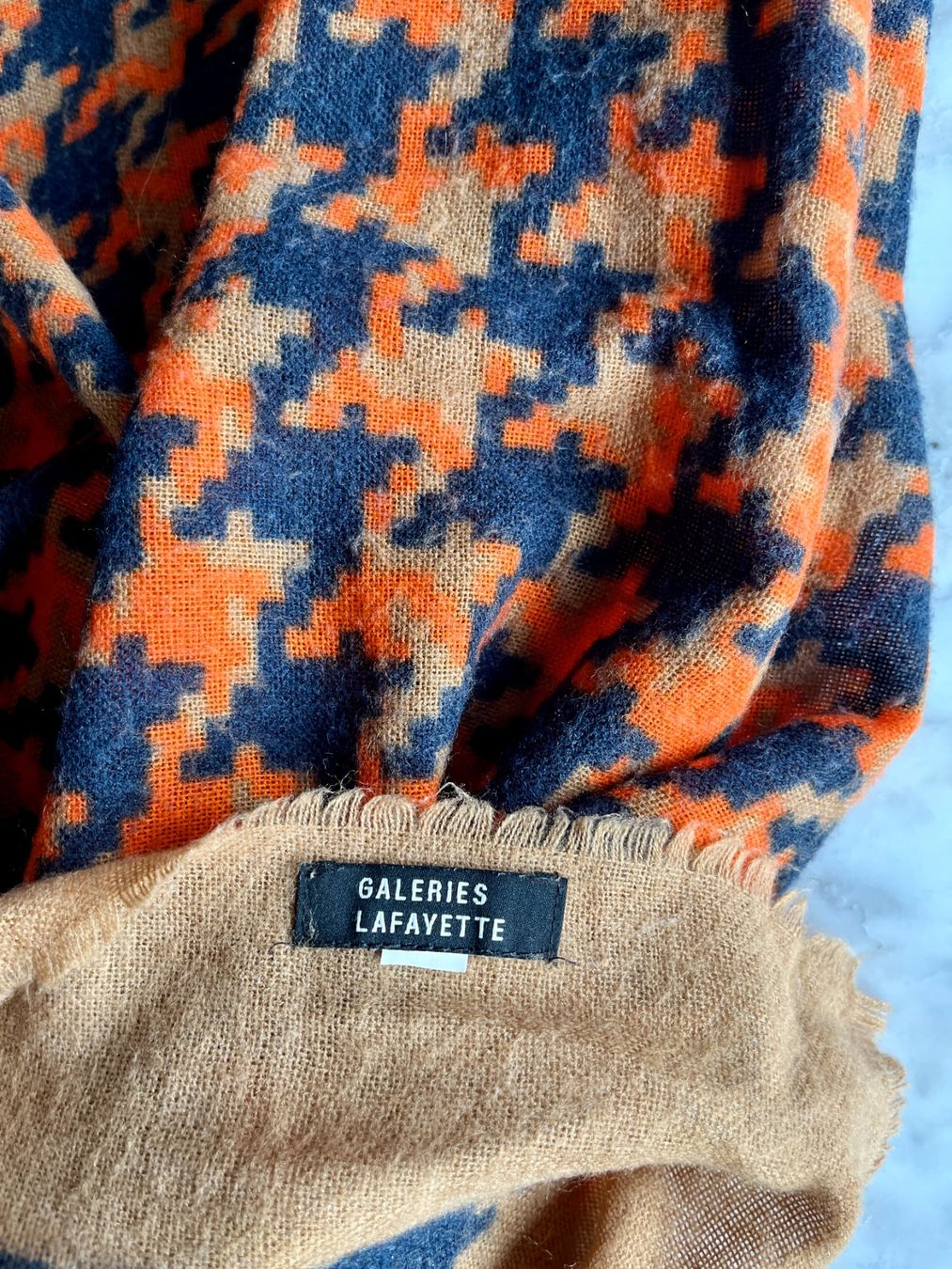 Foulard & Sciarpe: Schal, Galeries Lafayette – Usato da Bern venduto da cubus01 2