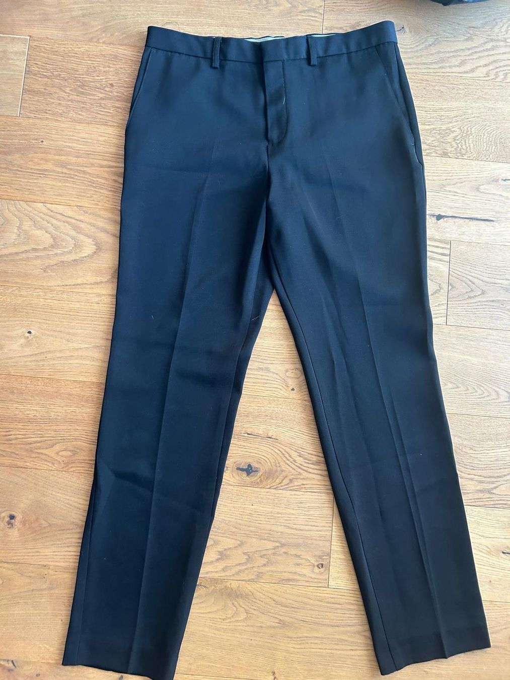 C&A Pantalons: Pantalon chic enfant – D'occasion à Chêne-Bourg par JKLN