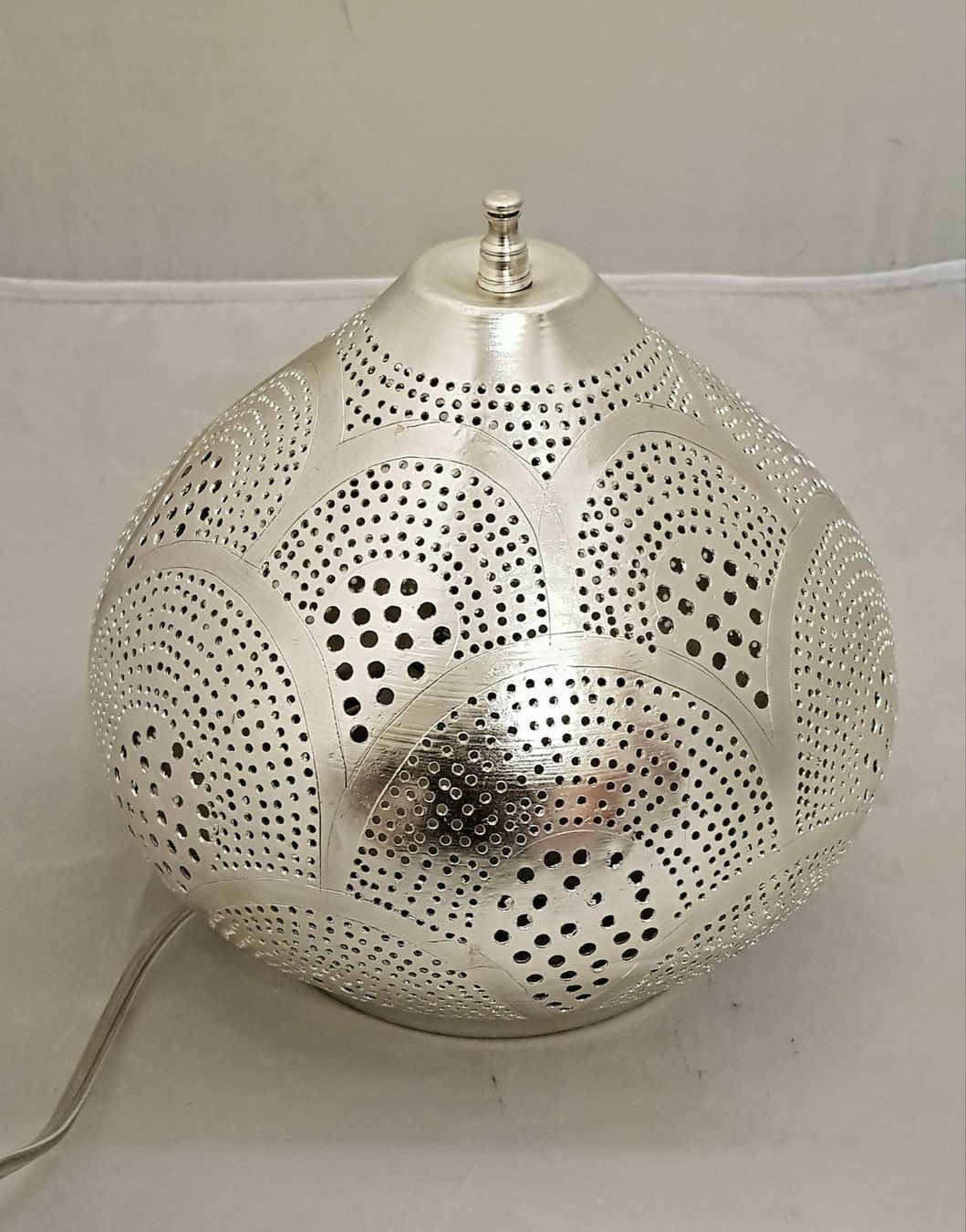 Lampade: Tischlampe – Nuovo e nell'imballaggio originale da Kirchberg SG venduto da PharaoShop 5