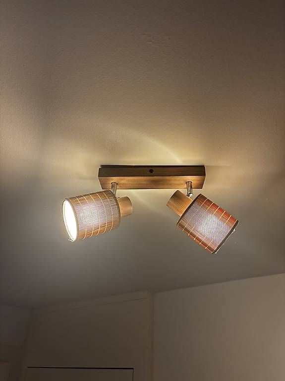 Lampadari & plafoniere: Deckenlampe mit 2 Spots, Holzoptik, verstellbar – Usato da Basel venduto da sab_6wfg 1
