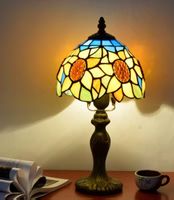 Lampe de table de style Tiffany ,  en verre teinté
