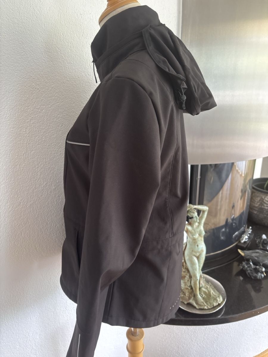 H&M Giacche: H&M Move Sportjacke Gr S – Nuovo (secondo la descrizione) da Embrach venduto da Dmoney 1
