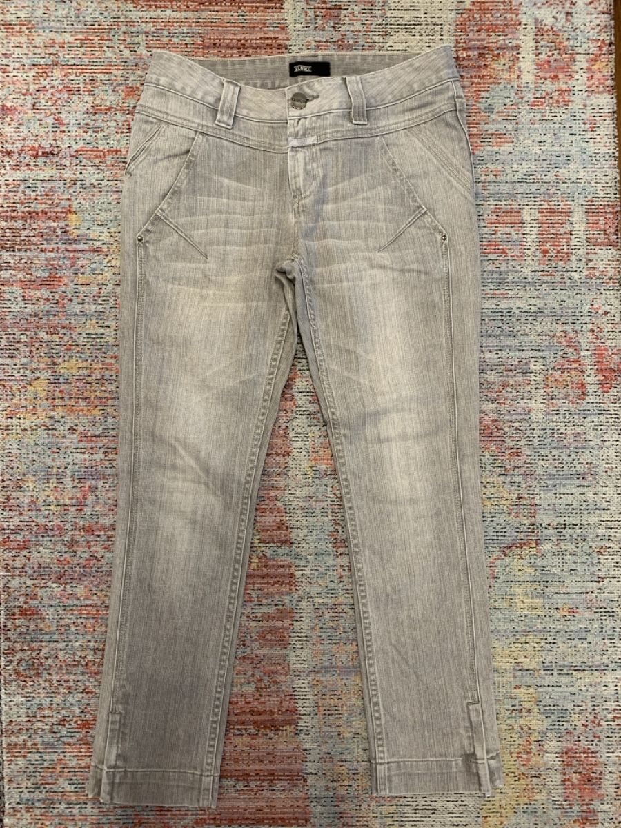 Closed Jeans: Jeans CLOSED Megan Hellgrau 28 – D'occasion à Haag (Rheintal) par Lolette-SG
