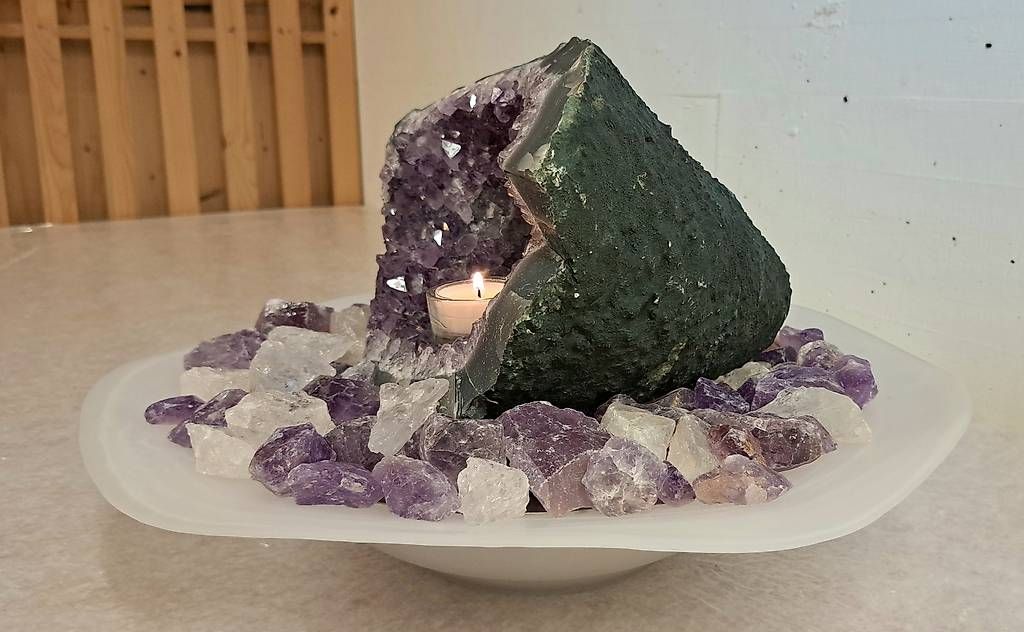 Teiche & Zierbrunnen: Zimmerbrunnen Amethyst – Gebraucht aus Stans von wer_fd5f 2