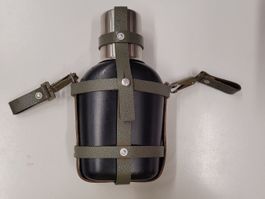 Militär Feldflasche mit Becher, Leder, vintage (Labeflasche)
