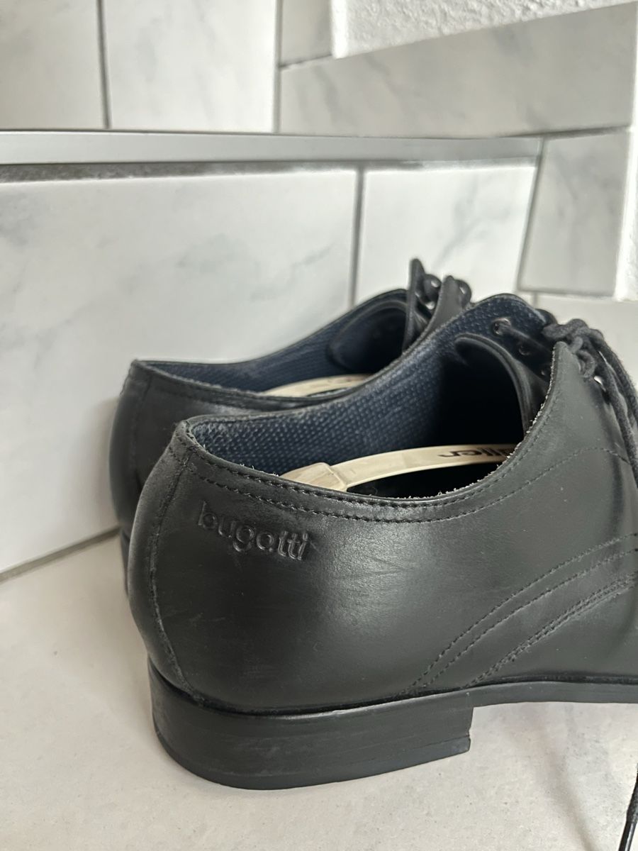 Bugatti Scarpe da uomo: schwarze Businessschuhe - Bugatti – Usato da Jonschwil venduto da juliana_pluess 2