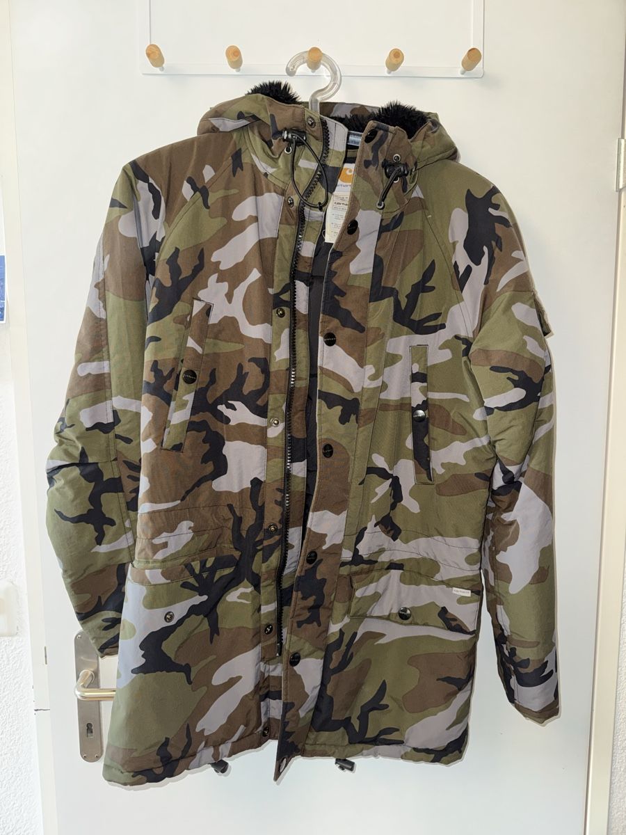 Carhartt Giacche: Carhartt Camouflage Wintermantel – Usato da Gossau ZH venduto da Shaolin