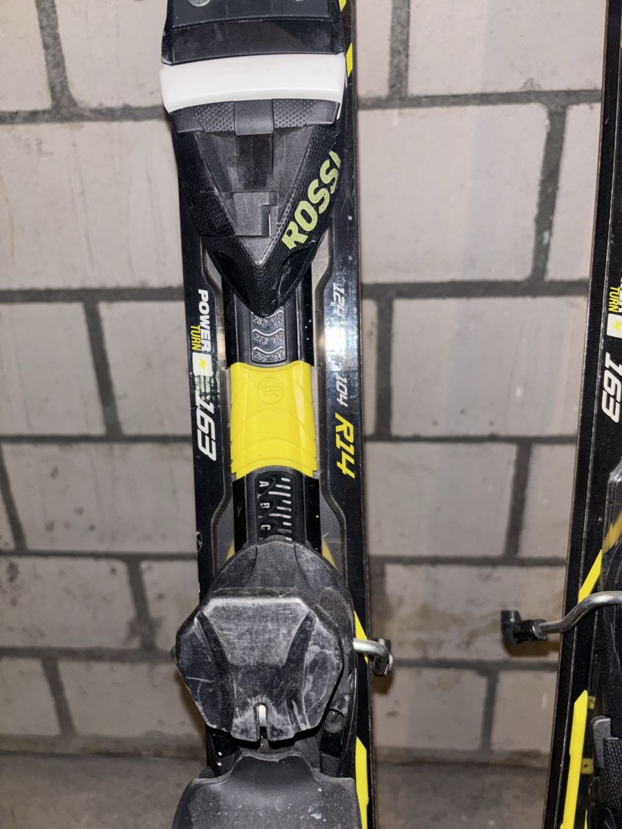 Rossignol Skis: Rossignol Ski – D'occasion à Engelberg par Orangensigma247 2