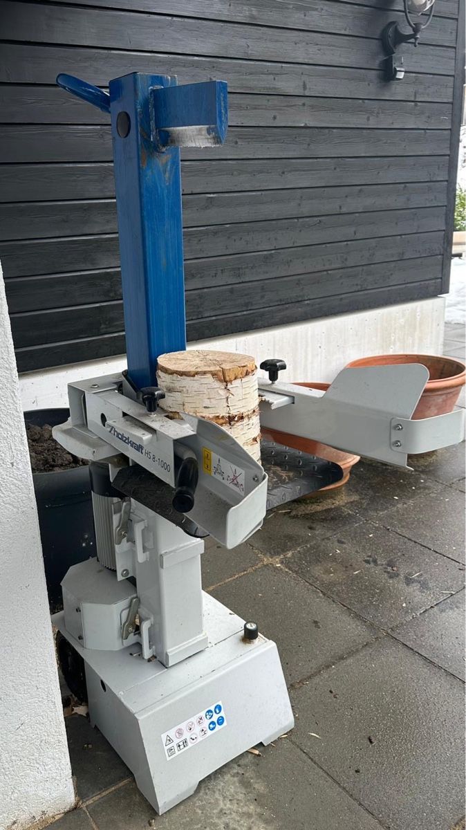 Alle Maschinen: Holzspalter - Holzkraft HS 8-1000 – Gebraucht aus Stans von  1