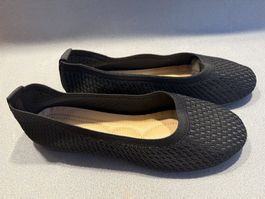 Weiche Stoff-Ballerinas Gr. 40 - NEU