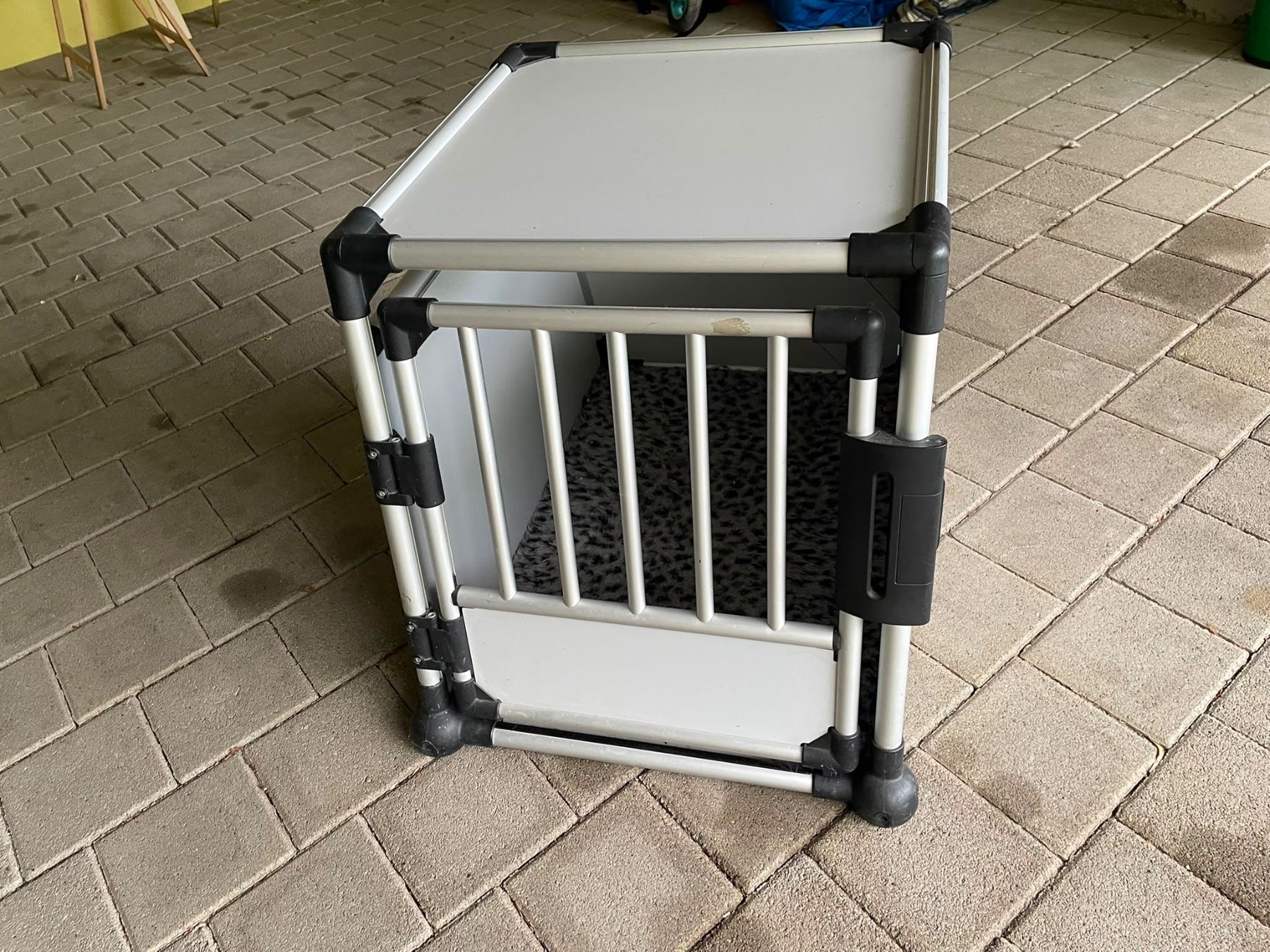 Cages, transport & sécurité: Hundebox – D'occasion à Oberurnen par Tfcld5
