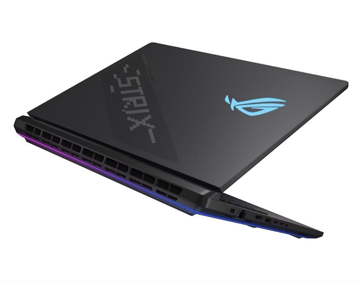 Asus Notebook: ASUS ROG Strix Scar 18 RTX 5080 - Gaming Notebook – Usato da Triesen venduto da Honeybatcher 2