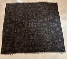 Châle The Kooples, crânes et fleurs, gris-noir