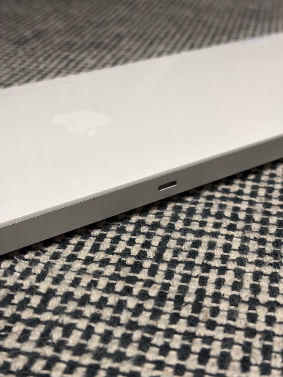Apple Tastiere: Apple Keyboard und Magic Mouse – Usato da Magden venduto da Raybs7 3