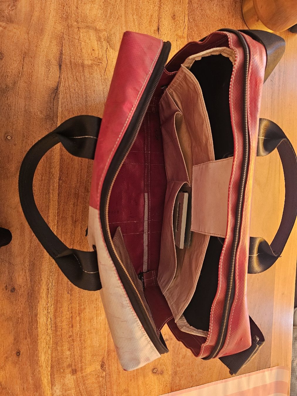 Freitag Borse: FREITAG Laptop Tasche BEN – Usato da Allschwil venduto da arasacahaia 5