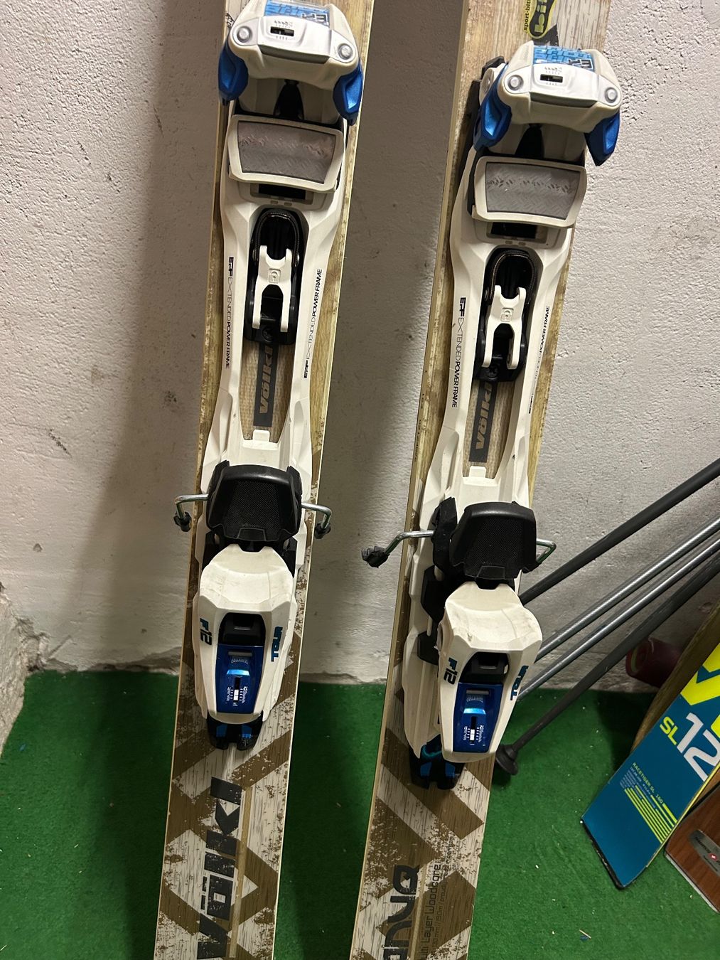Völkl Skis: Völkl Freeride ski – D'occasion à Zürich par Vizino 2
