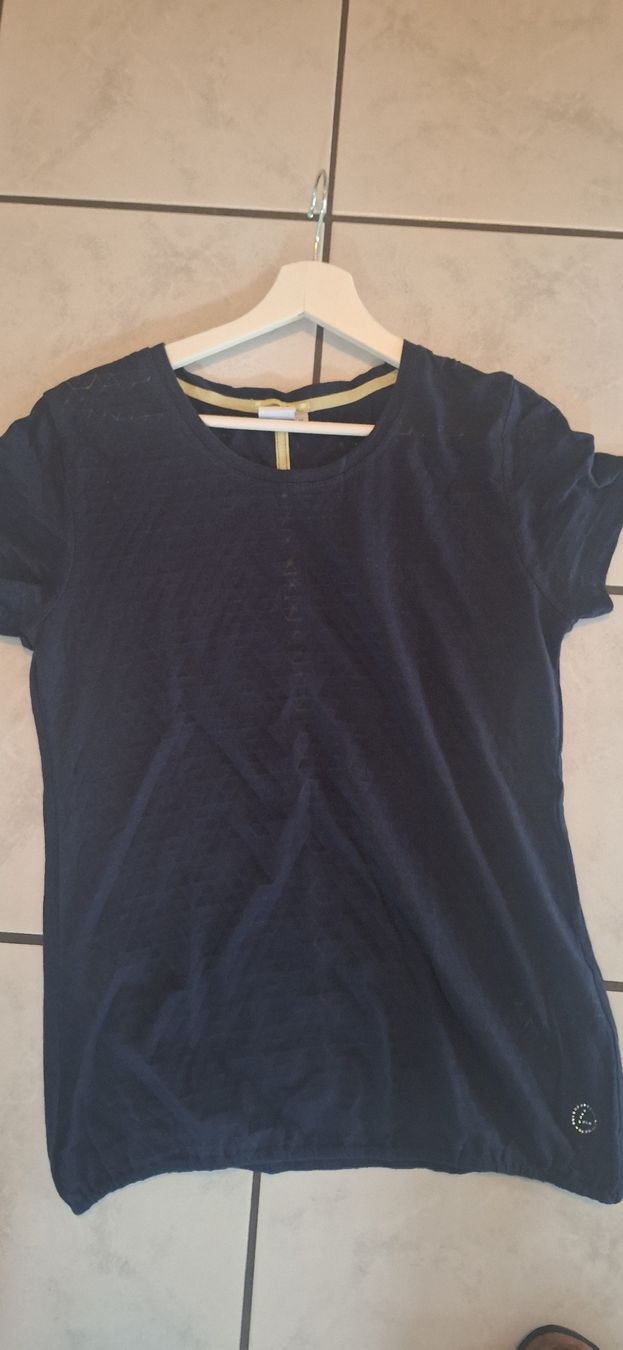 T-shirt: Damen T-Shirt Gr. M dunkelblau – Usato da Schwyz venduto da cla_8w6t