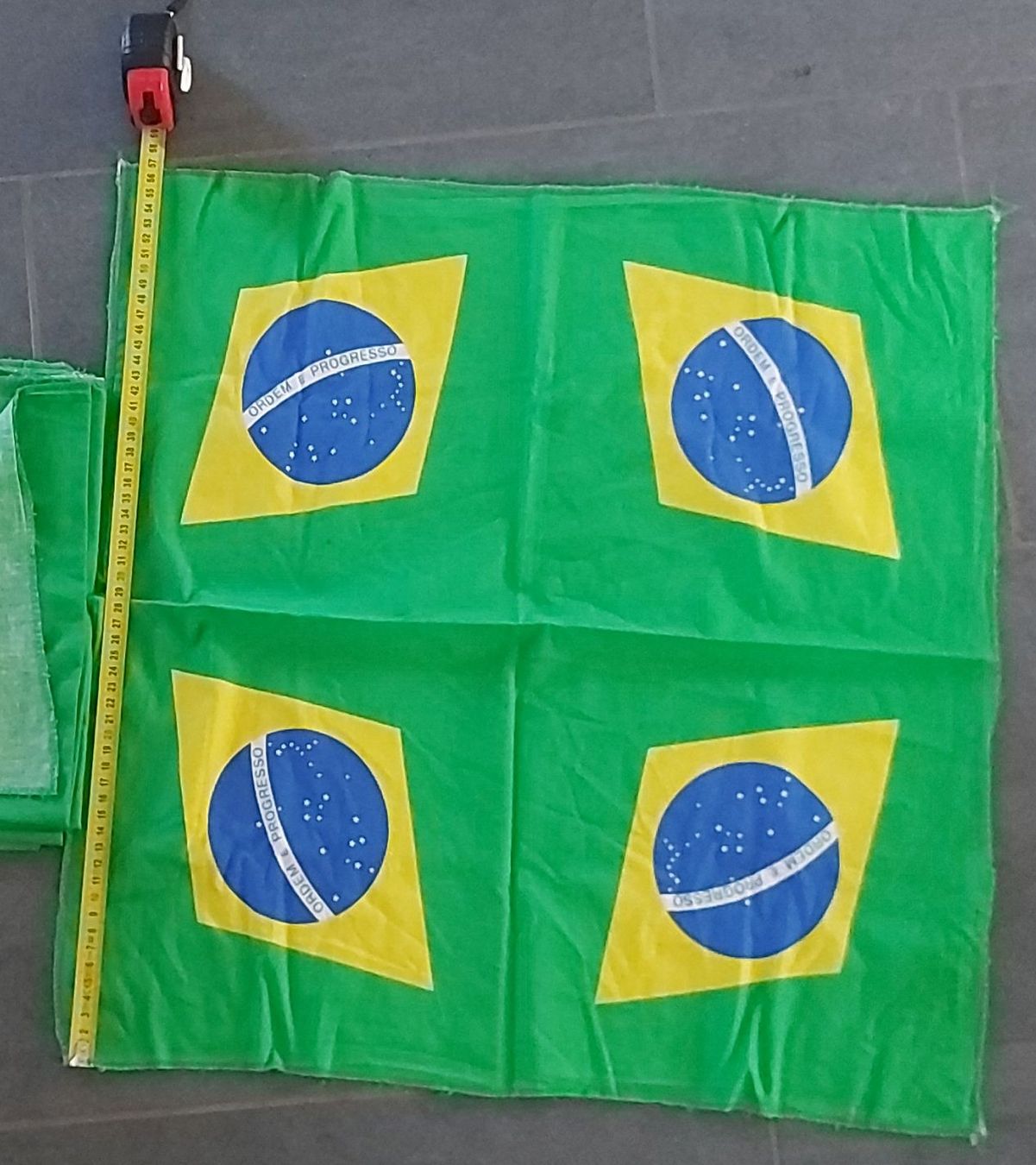 Tessuti: 7 Brasilien Flaggen, 57 x 57 cm – Usato da Trimbach venduto da Shanja99