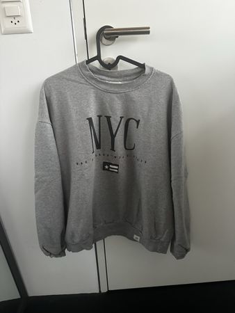Grauer NYC Pullover