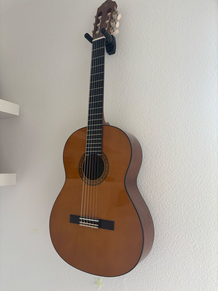 Yamaha Musikinstrumente: Yamaha Guitar with Bag  – Neu (gemäss Beschreibung) aus Pully von Barbinef 2