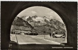 Susten-Passhöhe - Oldtimer - belebt