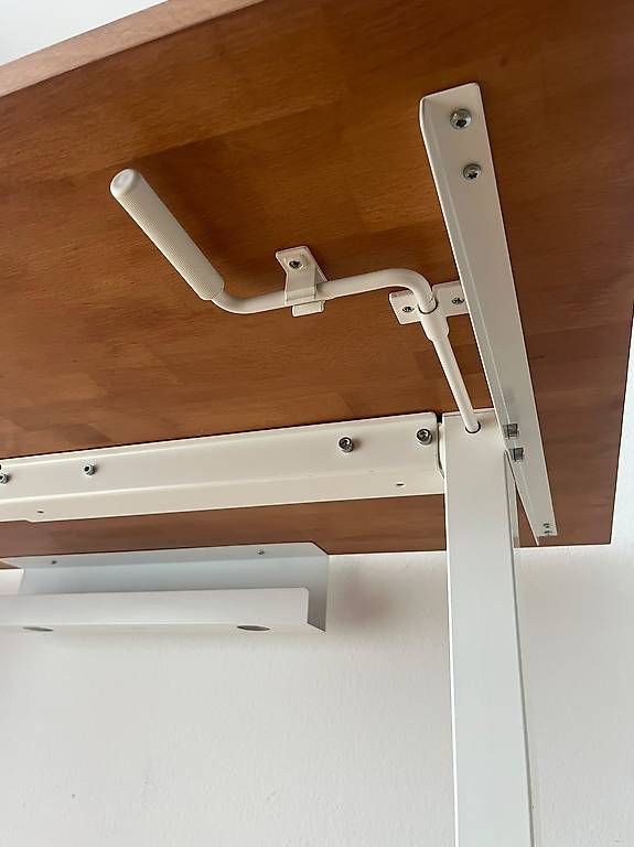 Bureaux: Bürotisch / Stehpult – D'occasion à Bern par untercel 2